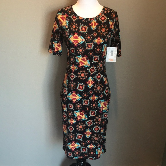 XS Lularoe Julia - Picture 1 of 4